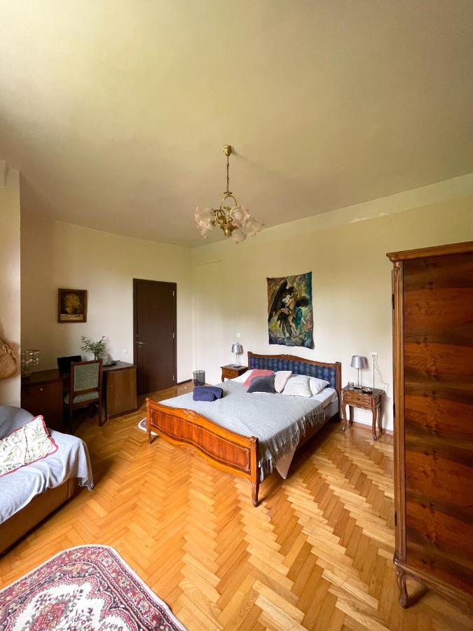 Batumi Holiday 3 バトゥーミ エクステリア 写真