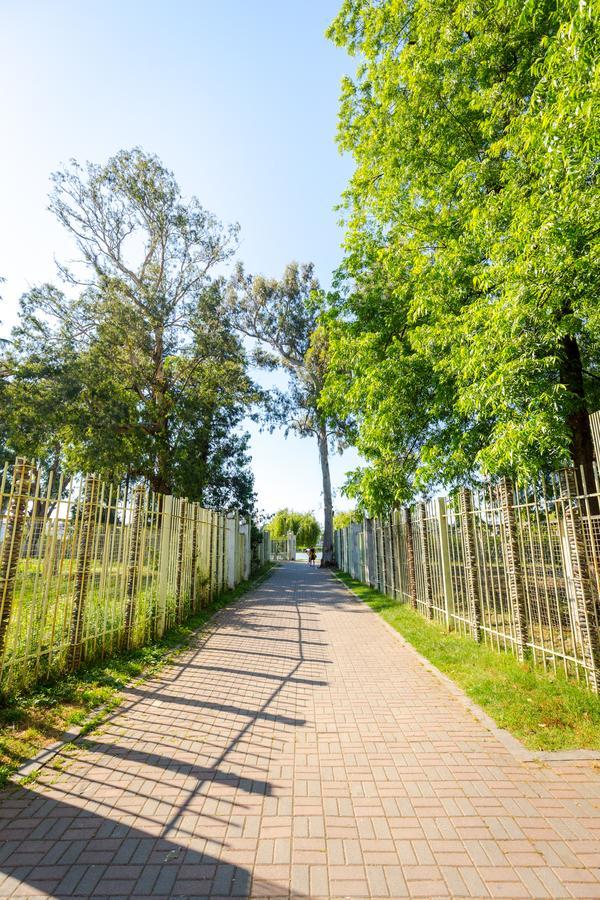Batumi Holiday 3 バトゥーミ エクステリア 写真
