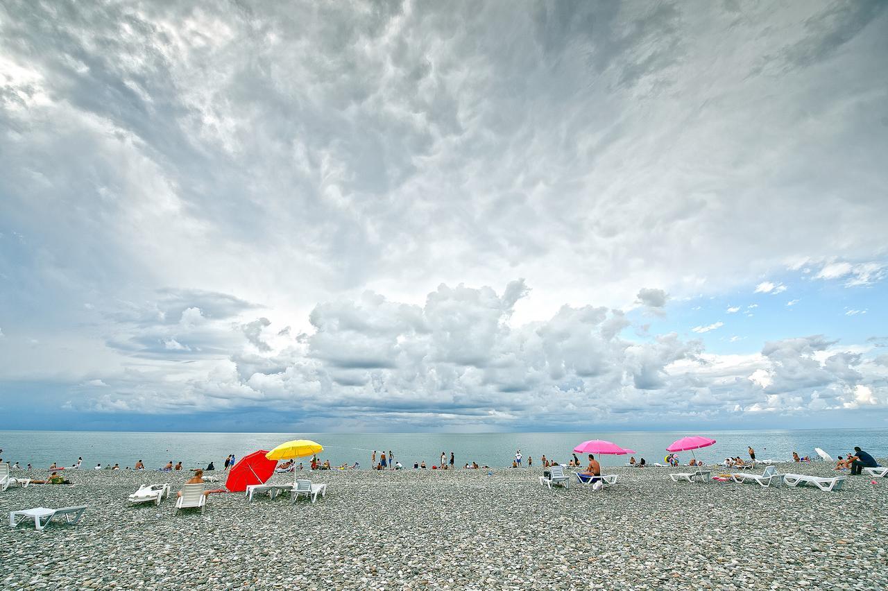 Batumi Holiday 3 バトゥーミ エクステリア 写真
